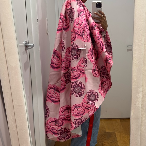 NWT Alice and Olivia Susanne Floral Jacquard High-Low Cape NWT XS - Picture 3 of 6